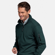 Load image into Gallery viewer, Man wearing a green pullover with a white background