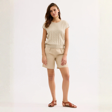 Load image into Gallery viewer, Top on Model paired with shorts