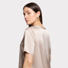 Load image into Gallery viewer, Side Close up view of model wearing Betty Barclay Shirt.