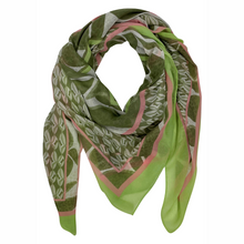 Load image into Gallery viewer, Outline of scarf