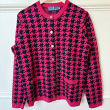 Load image into Gallery viewer, Castle Of Ireland Two Tone Buttoned Jacket | Pink / Crayola