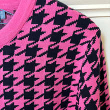 Load image into Gallery viewer, Castle Of Ireland Two Tone Buttoned Jacket | Pink / Crayola