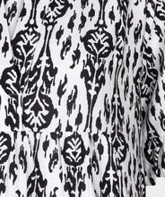 Load image into Gallery viewer, esqualo two tone dress in Ikat print closeup

