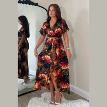 Load image into Gallery viewer, Dress on Model