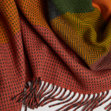 Load image into Gallery viewer, Detail of Throw