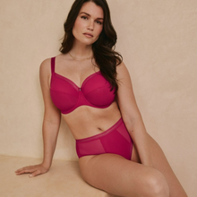 Load image into Gallery viewer, Model in pink underwear