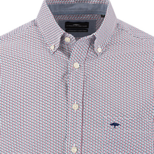 Load image into Gallery viewer, Close-up of a men's button-down shirt by Frökenfång with a small-scale micro-pattern in navy, red, and white, featuring a navy embroidered logo on the chest pocket.
