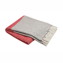 Load image into Gallery viewer, Folded Throw