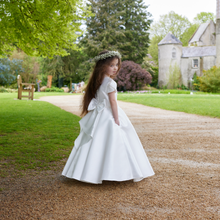 Load image into Gallery viewer, Communion Dress IS24628