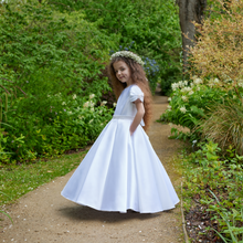 Load image into Gallery viewer, Communion Dress IS24636