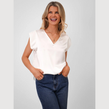 Load image into Gallery viewer, Lady in V Neck top and Jeans on white background