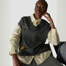 Load image into Gallery viewer, Vest on Model