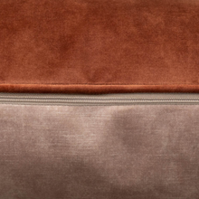 Load image into Gallery viewer, Zip details of cushion and two sides