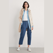 Load image into Gallery viewer, Jacket on Model