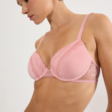 Load image into Gallery viewer, Triumph Comfort Allure WHP Bra | White / Strawberry Cream