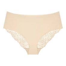 Load image into Gallery viewer, Triumph Pretty Micro Maxi | Cream
