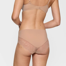 Load image into Gallery viewer, Triumph Pretty Micro Maxi | Cream
