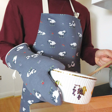 Load image into Gallery viewer, Samuel Lamont Fluffy Flock Cotton Apron