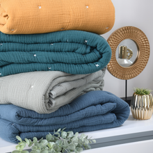 Load image into Gallery viewer, Stof Bolton Throw | Emerald 130cm x 160cm