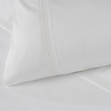 Load image into Gallery viewer, Moda De Casa Mia Duvet Set Champagne / White