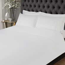 Load image into Gallery viewer, Moda De Casa Mia Duvet Set Champagne / White