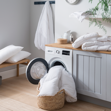 Load image into Gallery viewer, Fine Bedding Spundown Pillow