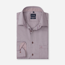 Load image into Gallery viewer, A folded men's dress shirt by OLYMP, featuring a fine micro-pattern in dusty pink and white. The shirt has a pointed collar, button-down front, and a chest pocket, displayed on a clean white background.
