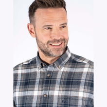 Load image into Gallery viewer, Man wearing a plaid shirt on a white background
