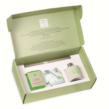 Load image into Gallery viewer, Grapefruit &amp; Lemongrass Scented Gift Set
