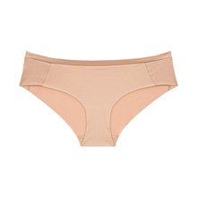 Load image into Gallery viewer, Triumph Body Make Up Soft Touch Hipster | Natural / Black
