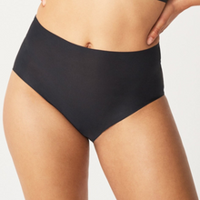Load image into Gallery viewer, Chantelle Soft Stretch Seamless Full Brief | Black
