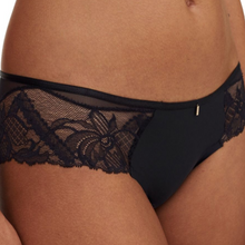 Load image into Gallery viewer, A close up shot showing the details of the Chantelle Orangerie Dream Shorty in Black.
