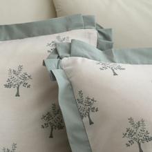 Load image into Gallery viewer, Detail of pillowcase 
