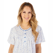 Load image into Gallery viewer, Slenderella Short Sleeve Ditsy Print Nightdress
