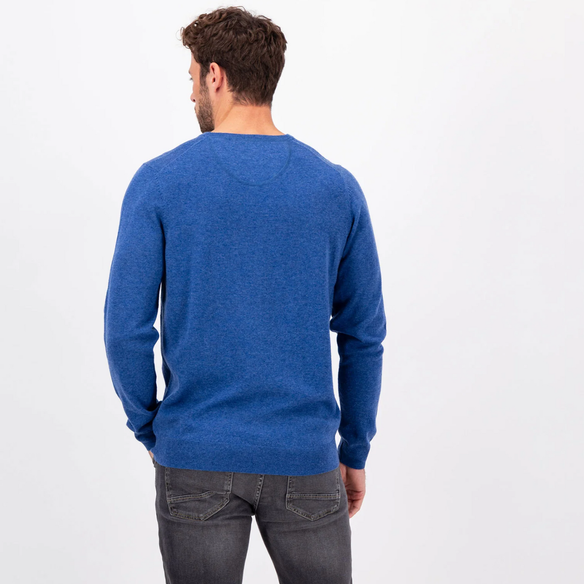 Fynch Hatton Merino Wool/Cashmere V-Neck | Various Colours