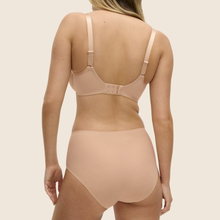 Load image into Gallery viewer, Fantasie Rebecca Essentials Natural Moulded T-Shirt Bra
