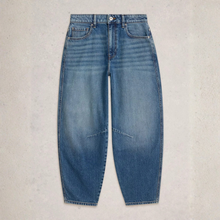 Load image into Gallery viewer, Front of Jeans
