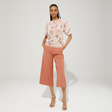 Load image into Gallery viewer, Goa Goa Cropped 3/4 Length Trousers | Copper
