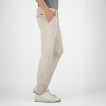Load image into Gallery viewer, Gardeur Modern Fit Lightweight Chino
