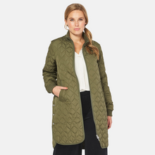 Load image into Gallery viewer, Ilse Jacobsen Art06 Quilted Coat | Army
