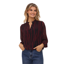 Load image into Gallery viewer, Model showcasing Kate &amp; Pippa Blouse in Black/Wine
