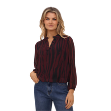 Load image into Gallery viewer, Model showcasing Kate &amp; Pippa Blouse in Black/Wine
