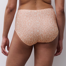 Load image into Gallery viewer, Back view of Chantelle SoftStretch High Waist Seamless, witha grey background.
