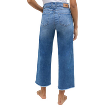 Load image into Gallery viewer, Angels Linn Fringe 26&quot; Leg Jeans
