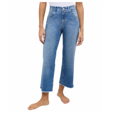 Load image into Gallery viewer, Angels Linn Fringe 26&quot; Leg Jeans
