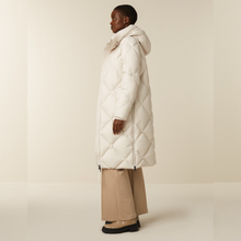 Load image into Gallery viewer, Beaumont Matti Down Coat | Cream
