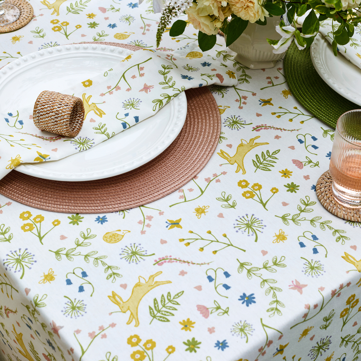 Meadow Tablecloth | 100x100cm – Geoghegans Of Navan