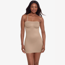 Load image into Gallery viewer, Woman wearing a beige strapless bodycontrol on a white background
