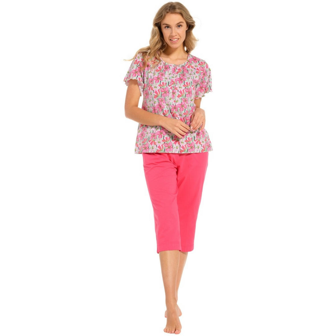 Pastunette Floral Capri Leg Pyjamas | Green & Pink