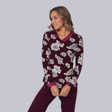 Load image into Gallery viewer, Pastunette Premium Bold Blooms Luxury Pyjama Set
